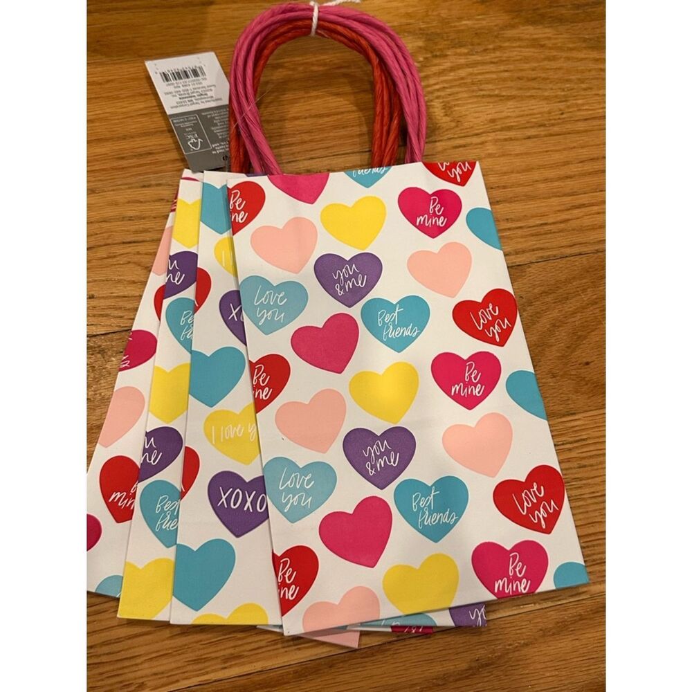 8pk - Spritz Hearts gift bags love